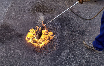 Pabail Uarach flat roofing repairs